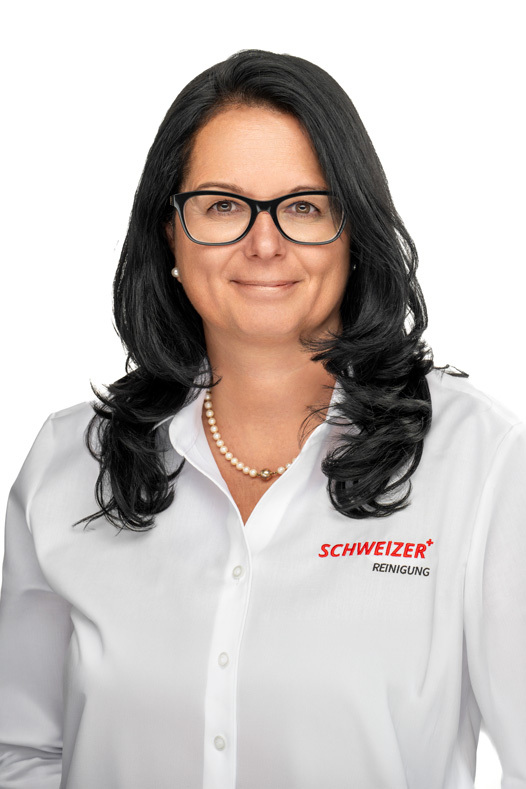 Portrait von Schweizer Reinigung Teamleiterin Unterhalt: Natascha Baumann