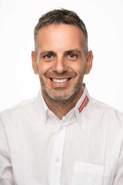 Portrait von Schweizer Reinigung Spezialreinigungsleiter: Roman Kubacki