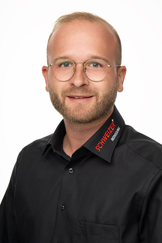 Portrait von Schweizer Reinigung Spezialreinigungsleiter: Roman Kubacki